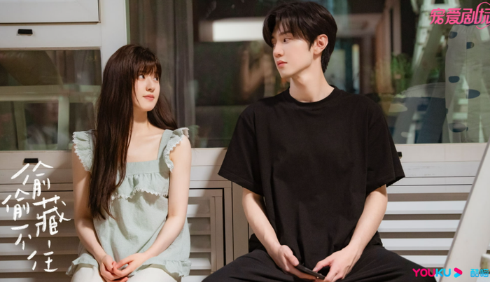 Triệu Lộ Tư và Trần Triết Viễn khiến khán giả tan chảy với câu chuyện thầm yêu trong Vụng Trộm Không Thể Giấu, một trong những phim ngôn tình được yêu thích nhất trên Netflix