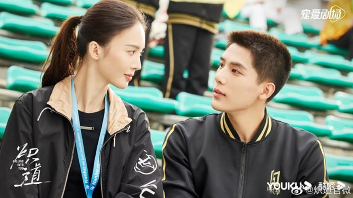 Kim Thần và Vương An Vũ trong chuyện tình chị - em đầy sức hút