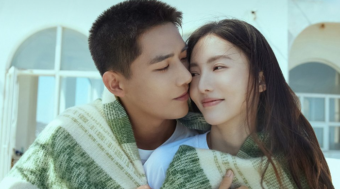 Kim Thần và Vương An Vũ mang đến chuyện tình chị - em đầy cuốn hút trong Con Đường Rực Lửa, nơi từng ánh mắt và cái chạm tay đều khiến khán giả rung động.