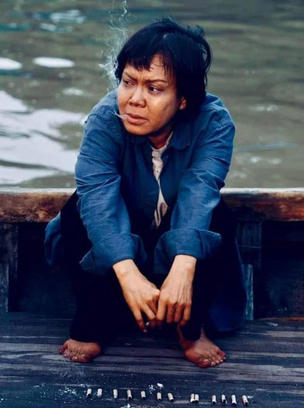 Một khoảnh khắc diễn nội tâm của Việt Hương trong Ma Da, khi nhân vật được kể bằng im lặng hơn là lời thoại