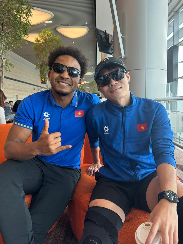 Tiền đạo Văn Toàn thường xuyên sử dụng chiếc đồng hồ Hublot, cho thấy cách chọn đồng hồ sang trọng nhưng đầy trẻ trung. (Ảnh: FBNV)