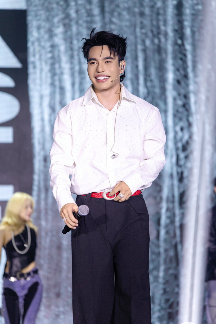 Nam diễn viên gửi lời cảm ơn đến đồng nghiệp.