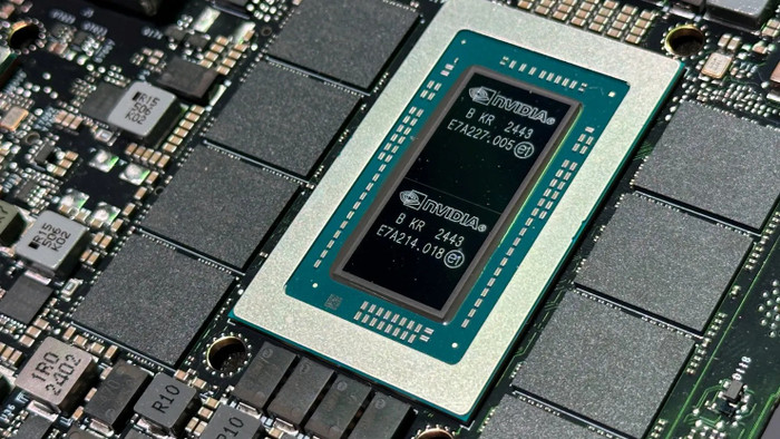 Bộ xử lý đồ họa Nvidia GB10 Grace Blackwell Superchip được trưng bày tại hội nghị GTC của công ty ở San Jose, California. Ảnh: Reuters