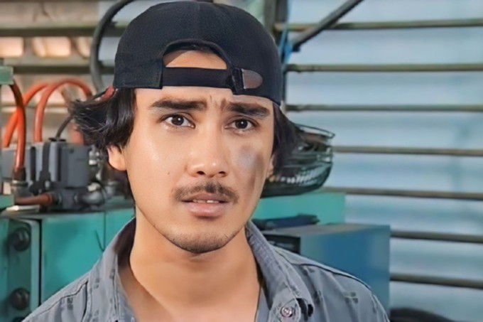 Dấu ấn người đàn ông lam lũ ấy thực sự trở thành một biểu tượng khi Quyền Linh.&nbsp;