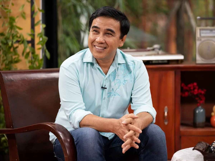 Sai lầm trong việc chọn kịch bản, vai diễn khiến MC Quyền Linh chưa thành công ở điện ảnh.&nbsp;