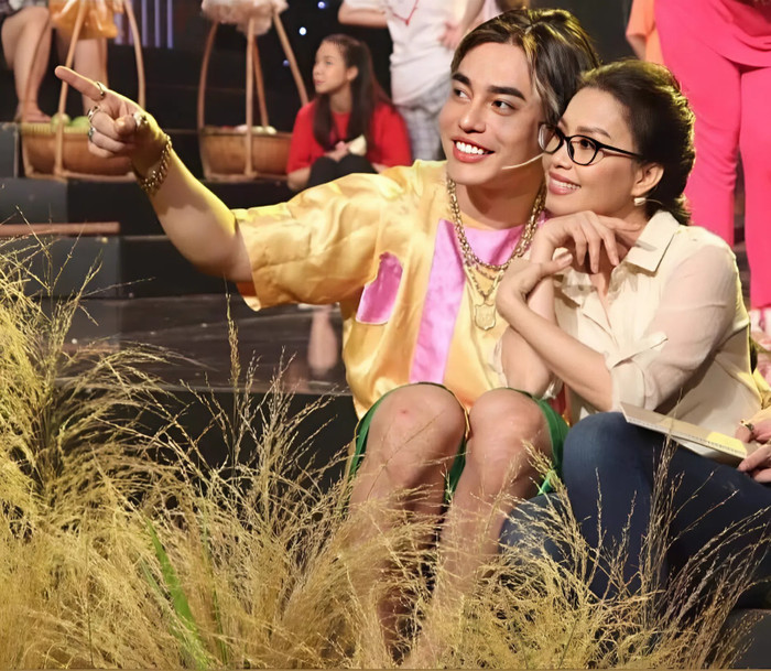 Cẩm Ly và Lê Dương Bảo Lâm từng hợp tác trong một vở diễn. (Ảnh FBNV)