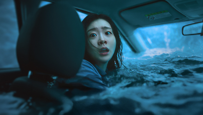 Hình ảnh thảm họa đậm chất 'K-disaster' từng tạo kỳ vọng lớn trước khi phim ra mắt