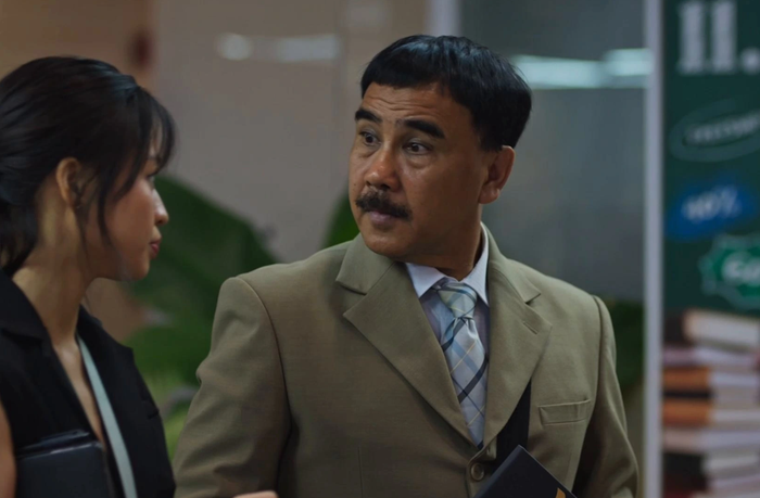 Quyền Linh vào vai An trong Chốt đơn.