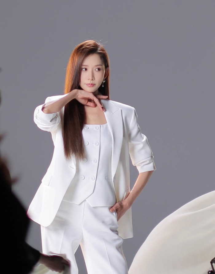 Lâm Chí Linh vẫn chăm chỉ làm việc. Ảnh: IGNV