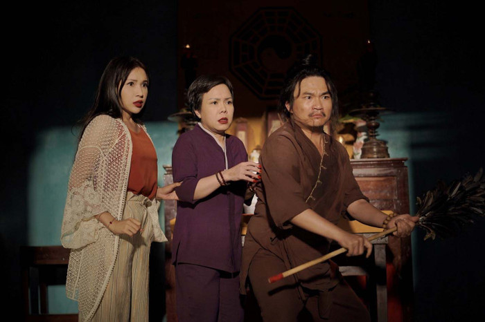 Việt Hương vào vai bà An trong Pháp Sư Mù.