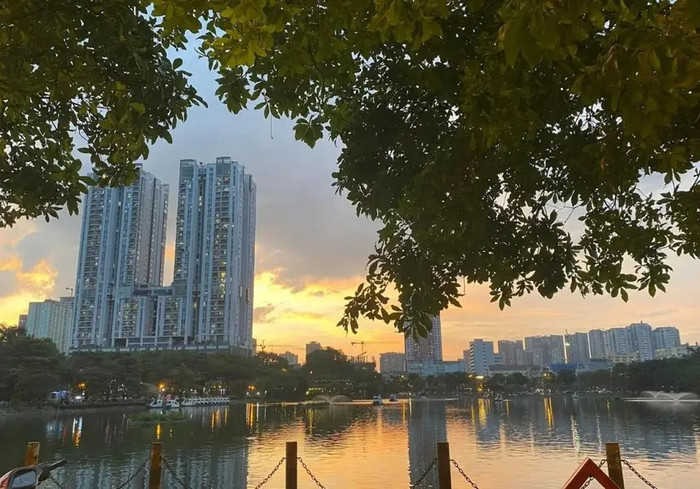 Đi Hà Nội xem pháo hoa dịp Tết Dương lịch 2026: Đâu là địa điểm ngồi xem lý tưởng? Ảnh 6