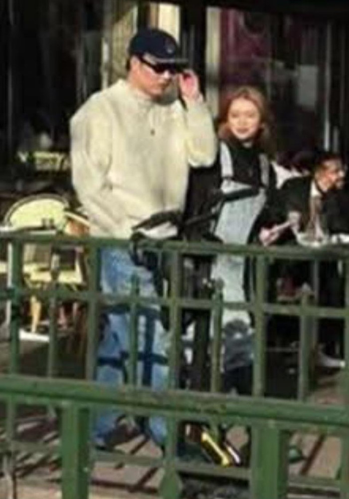 Nam ca sĩ Việt bị phát hiện hẹn hò tại trời Tây, người hâm mộ thất vọng tuyên bố quay lưng Ảnh 2