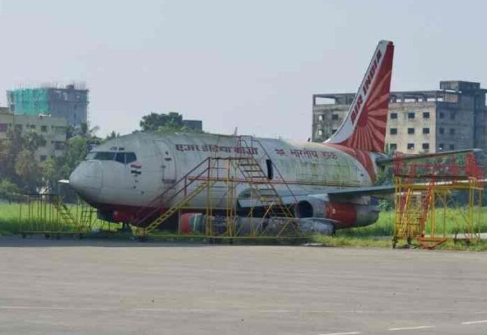 Tìm thấy chiếc máy bay Boeing mất tích sau 13 năm Ảnh 1