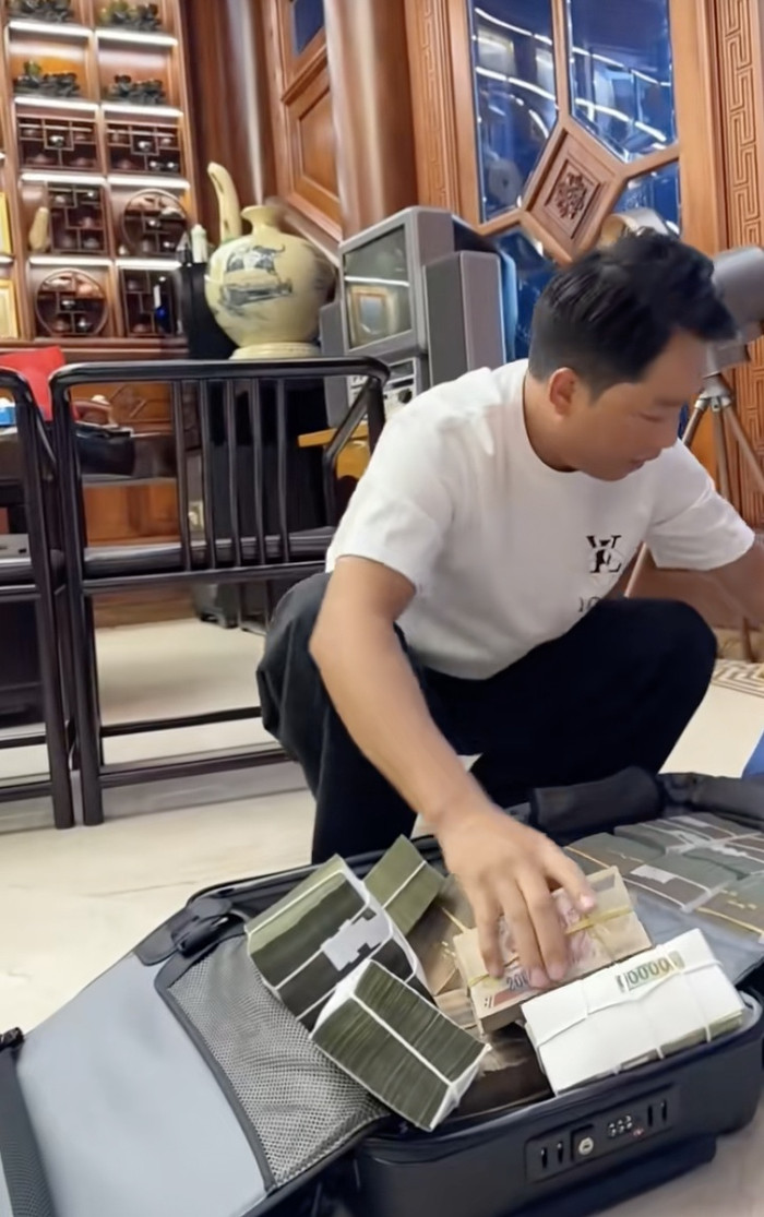 Căn phòng ít người biết của vợ chồng Mailisa - Hoàng Kim Khánh Ảnh 3