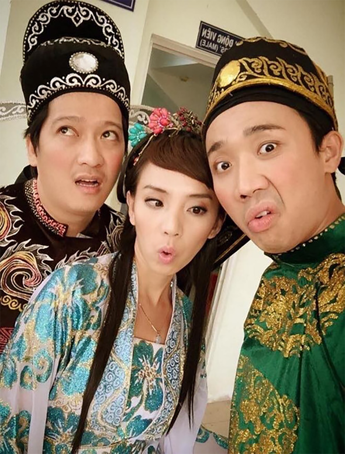 Bức ảnh Trường Giang - Thu Trang - Trấn Thành được Tiến Luật chia sẻ khiến mạng xã hội 'dậy sóng'. (Ảnh: FBNV)