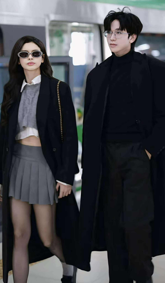 Chàng trai kém tuổi xuất hiện cạnh Trương Quỳnh Anh gây tò mò.