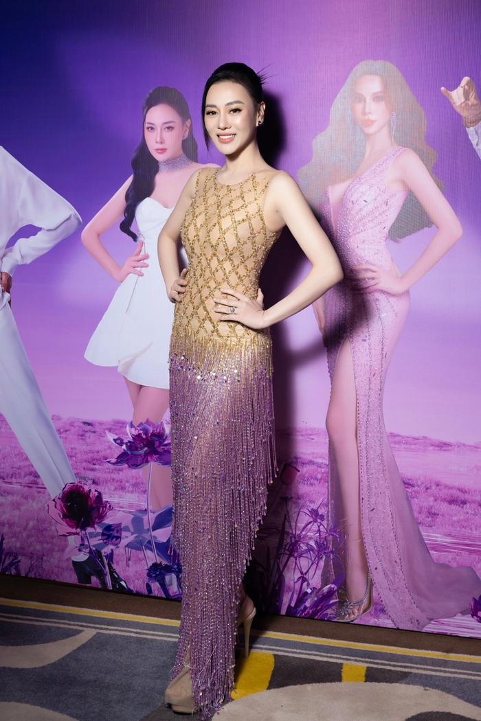 Việc Phương Oanh tham gia Bước Nhảy Hoàn Vũ và đạt giải thưởng 'Người đẹp bức phá' cho thấy nỗ lực bước ra khỏi vùng an toàn của nữ diễn viên.