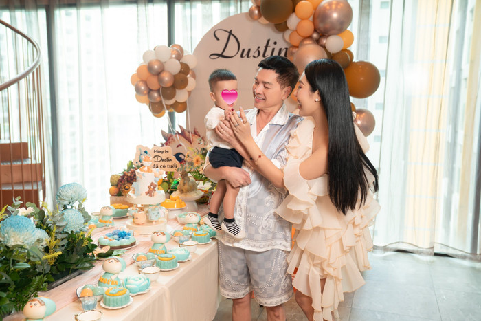 Nghệ sĩ Quang Minh đón con trai chào đời vào tháng 11/2024.