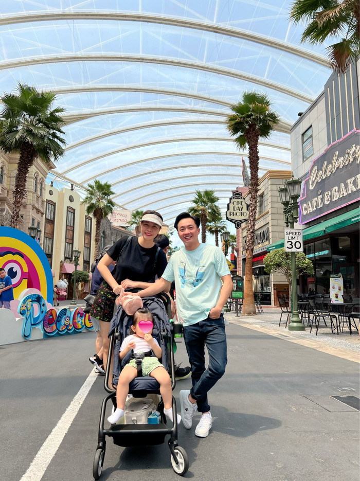 Cặp đôi cùng nhau xây dựng tổ ấm, được nhận xét là một trong những cặp viên mãn của showbiz.