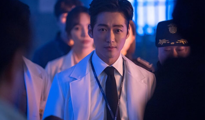 Sự trở lại của Nam Goong Min trên sóng KBS sau 7 năm, kể từ thành công của Bác Sĩ Trại Giam (2019)