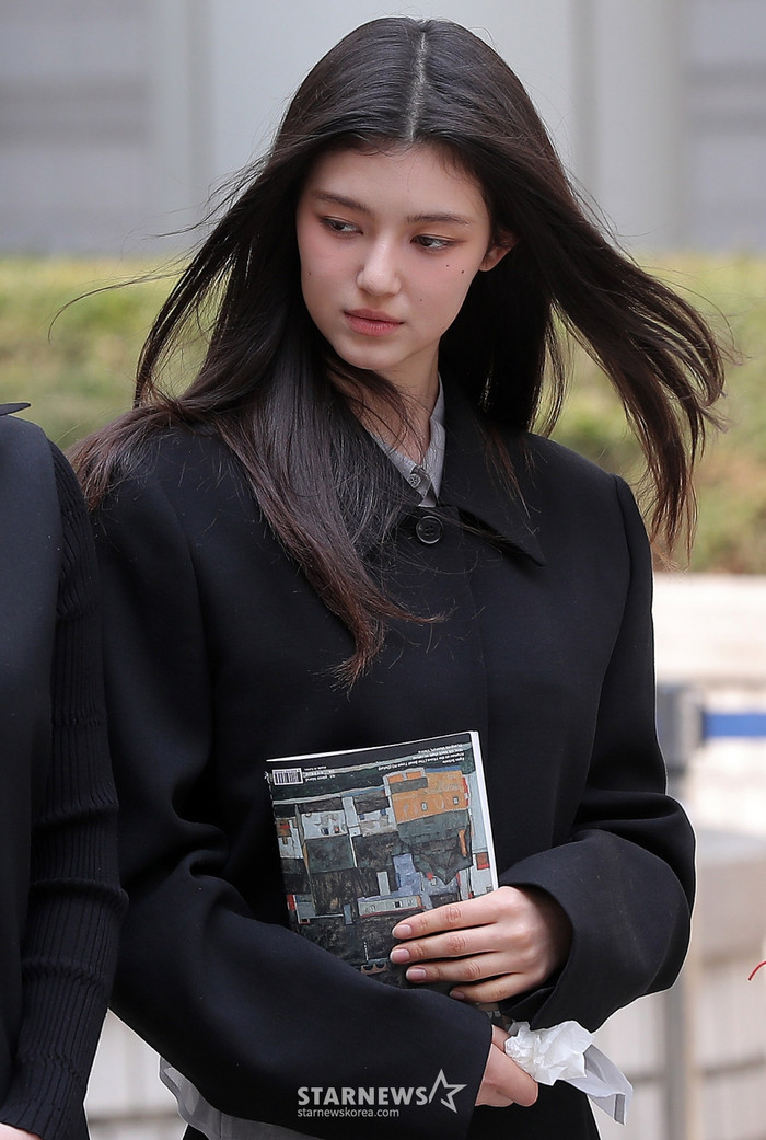 ADOR khó thắng trong vụ kiện yêu cầu Danielle (NewJeans) bồi thường 776 tỷ đồng? Ảnh 4