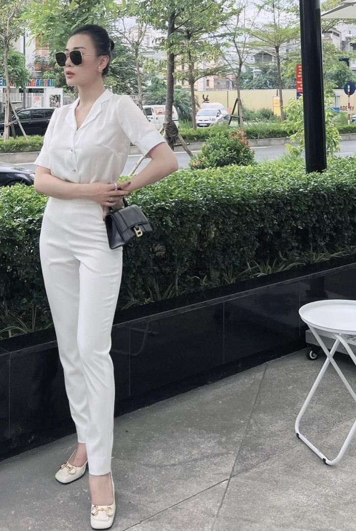 Mẫu túi của Balenciaga được Phương Oanh ưa chuộng.