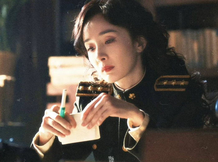 Dương Mịch nhận “cơn mưa” lời chê vì lối diễn cường điệu trong Cáp Nhĩ Tân 1944.