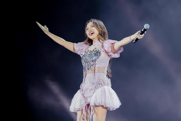 Phương Mỹ Chi là một trong những gương mặt nghệ sĩ trẻ hiếm hoi duy trì được sức hút bền bỉ suốt nhiều năm hoạt động.