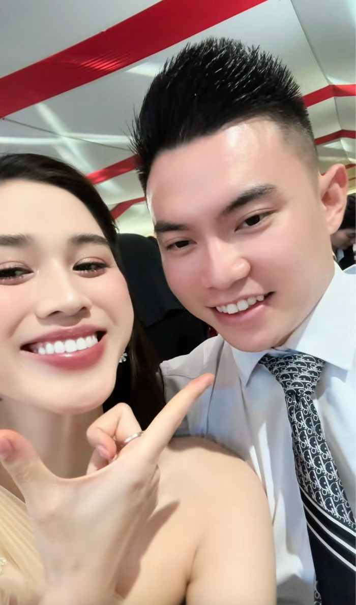 Đỗ Thị Hà hiện có hôn nhân viên mãn.