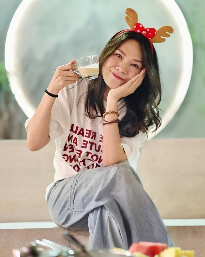 Đoạn video Mỹ Tâm bước xuống từ chiếc xe điện thu về 2 triệu lượt xem. Ảnh: IGNV