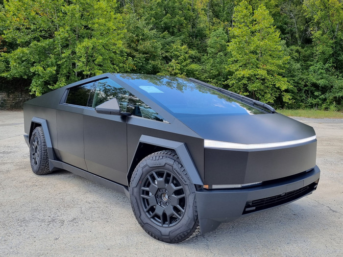 Chiếc xe trong video của Mỹ Tâm. Ảnh minh họa