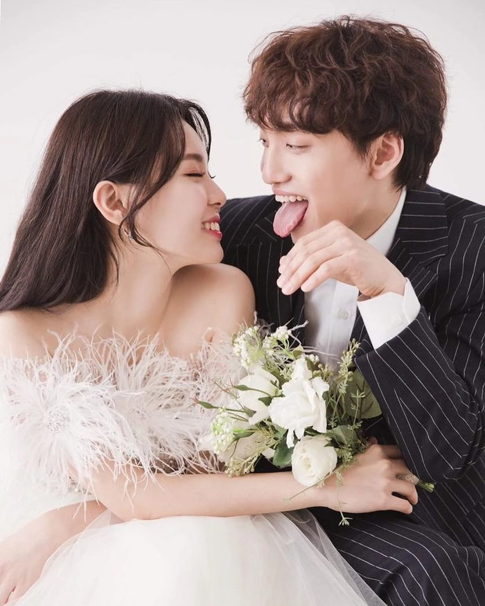 Yoon Ddan Ddan và vợ cũ Eun Jong tưởng chừng như đã có cuộc hôn nhân viên mãn.