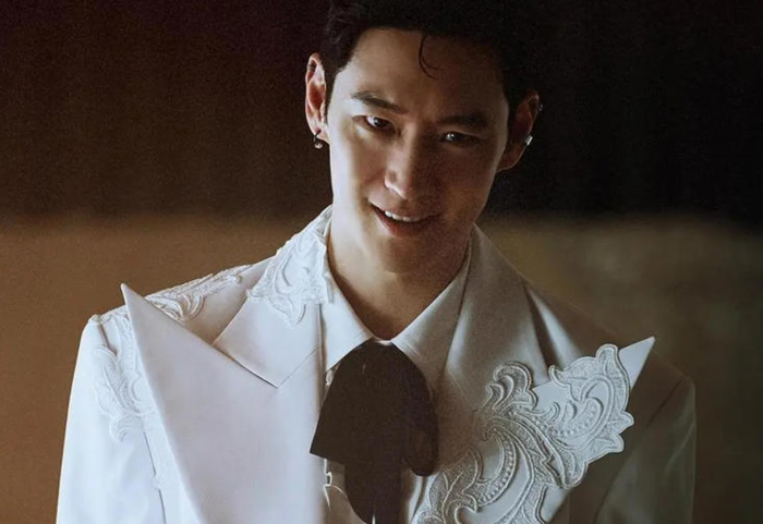 Màn hóa thân mạnh mẽ của Lee Je Hoon trong Taxi Driver 3, tiếp tục củng cố hình tượng “người hùng bóng tối”