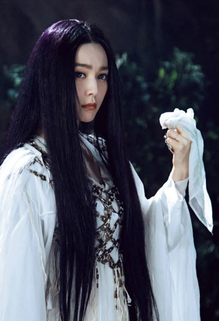 Phạm Băng Băng trong Bạch phát ma nữ.