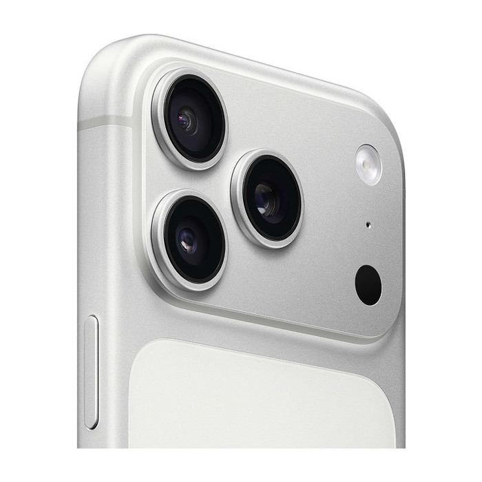 Chiếc điện thoại 64 triệu của em gái Trấn Thành.