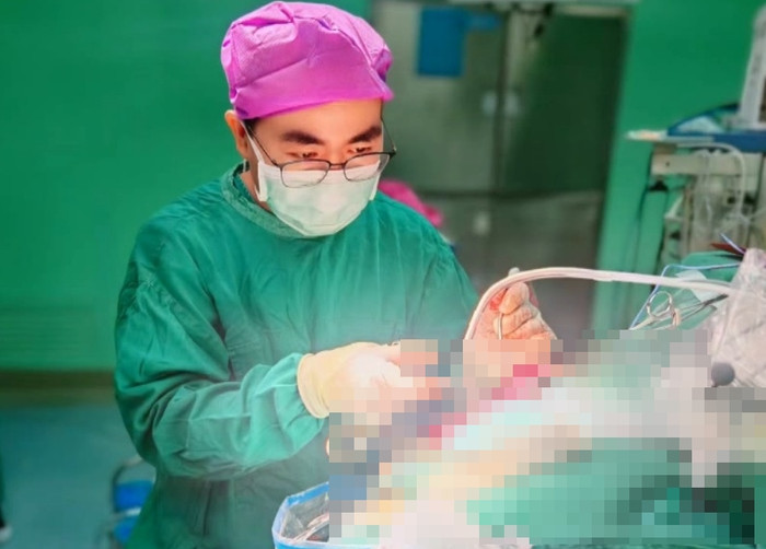 Người đàn ông bị động kinh hơn 20 năm, bác sĩ bàng hoàng khi phát hiện thứ bên trong não Ảnh 4