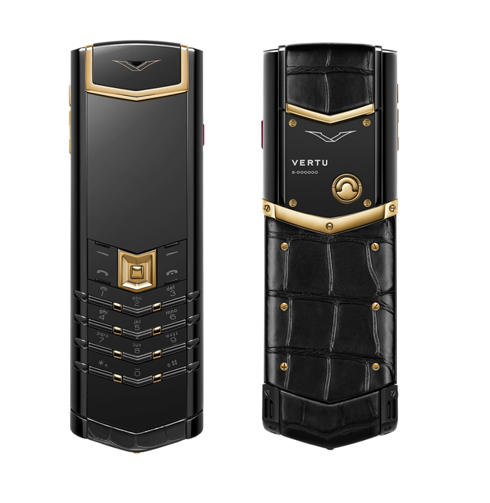 Độ bền pin trên chiếc điện thoại của chồng bà Mailisa được đánh giá cao. (Ảnh: Vertu)