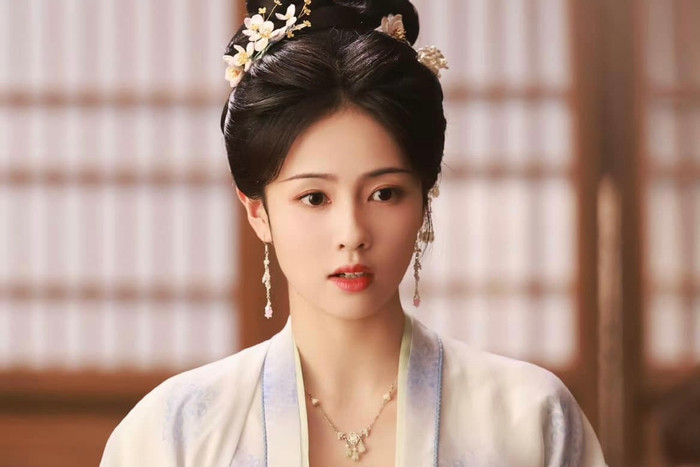 Sự cẩu thả của nền tảng khiến cả Lưu Thi Thi và Bạch Lộc chịu thiệt (Ảnh: Weibo).