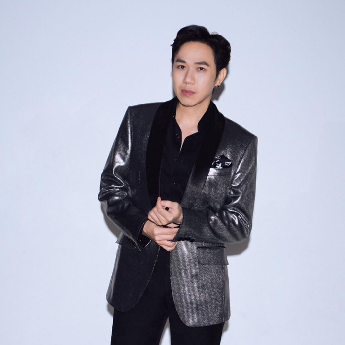 Anh Đức trong những năm qua luôn chăm chỉ, nỗ lực theo đuổi niềm đam mê với nghệ thuật. Ảnh: FBNV