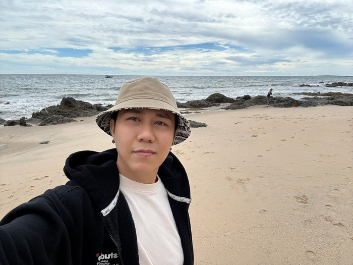 Anh Đức đau lòng khi chia sẻ tin tang sự. Ảnh: FBNV