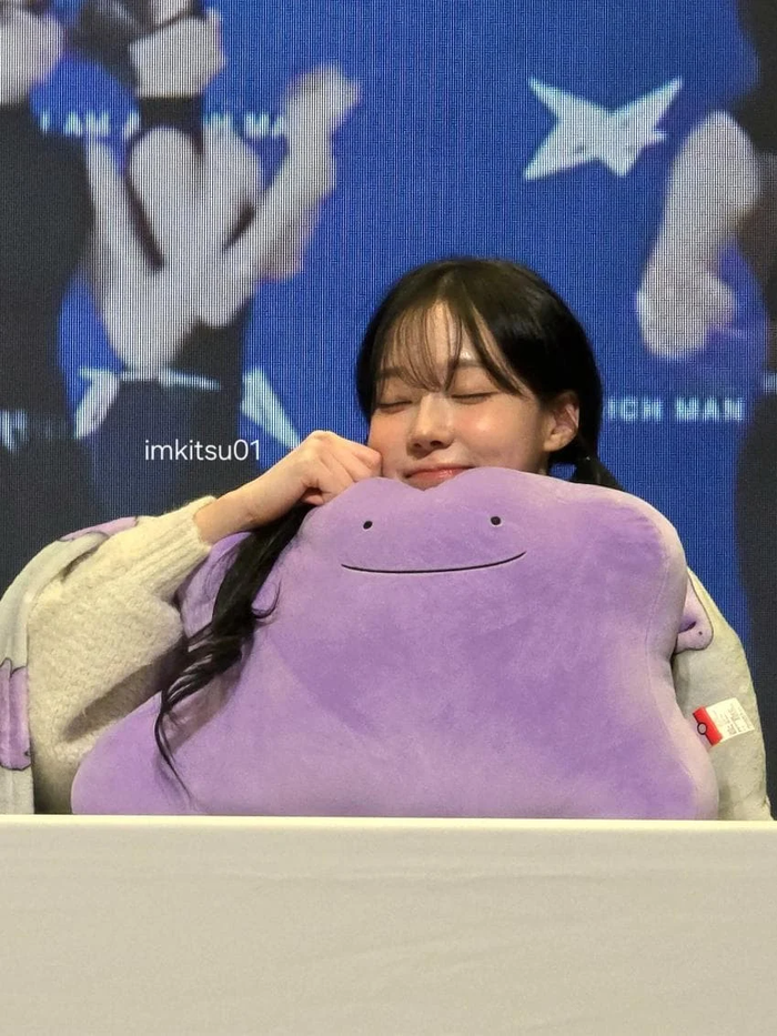 Lần lộ diện mới đây của Winter (aespa) giữa tin đồn hẹn hò với Jungkook (BTS). 