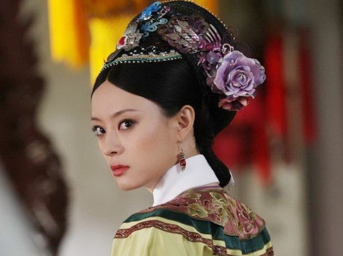 Tôn Lệ trong vai Chân Hoàn