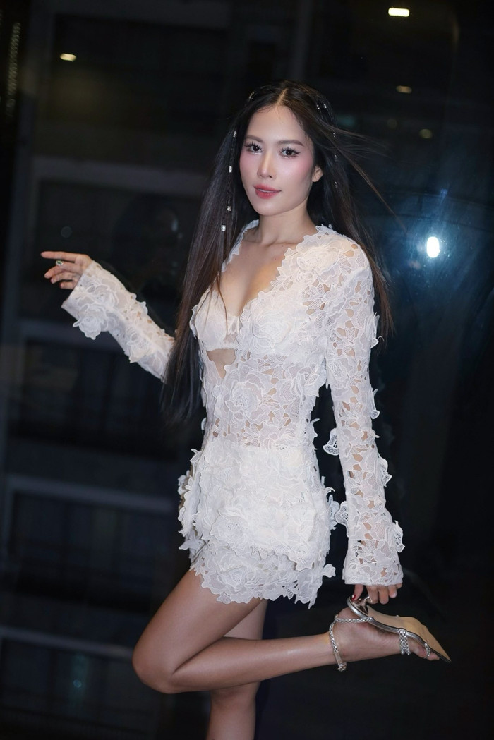 Nam Em lên tiếng khi bị nói hết thời chỉ có quán bar mời hát, hé lộ luôn mức cát-xê Ảnh 2