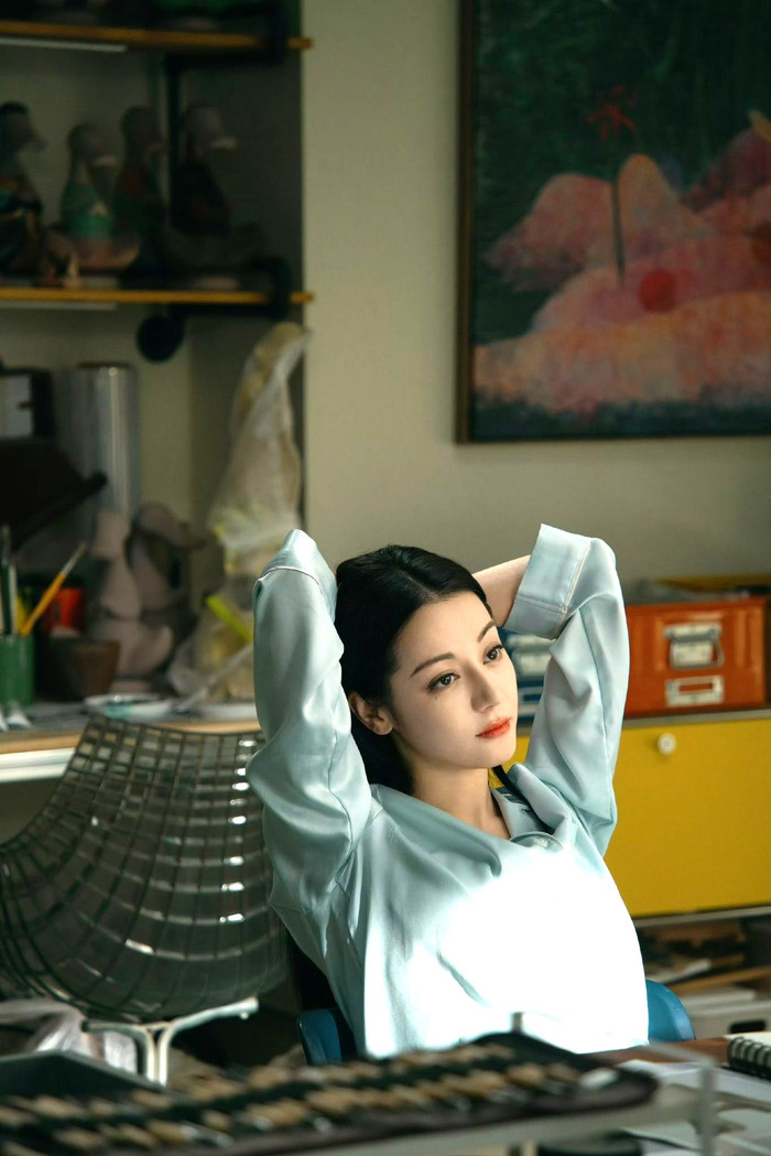 Phim của Địch Lệ Nhiệt Ba lại được tìm kiếm vì đến hồi kết (Ảnh: Weibo).