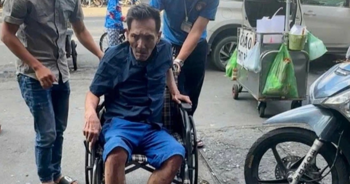 Những ngày tháng cuối cùng của cuộc đời, Thương Tín phải ngồi xe lăn, cuộc sống chật vật.