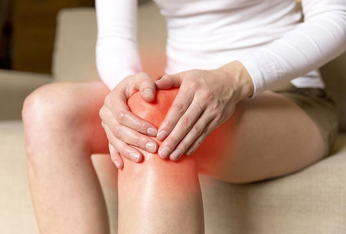 Thoái hóa khớp gối là một trong những bệnh lý xương khớp phổ biến nhất ở người lớn tuổi. (Ảnh minh họa từ Internet)