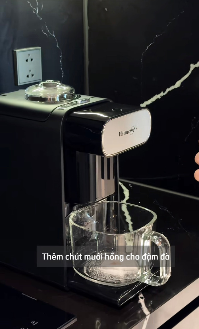 Đỗ Thị Hà chia sẻ công thức sữa hạt dễ làm dễ uống. Ảnh chụp màn hình