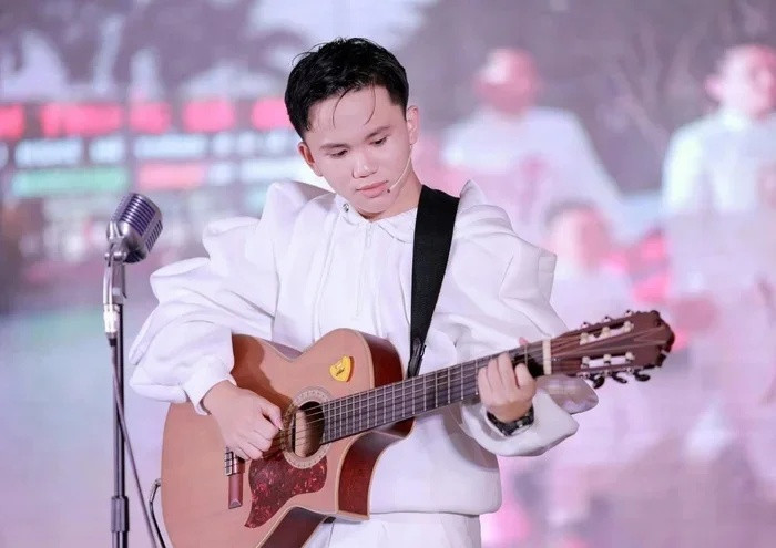 Duy Anh hiện đang sinh viên năm thứ 2, chuyên ngành bác sĩ phẫu thuật thẩm mỹ.