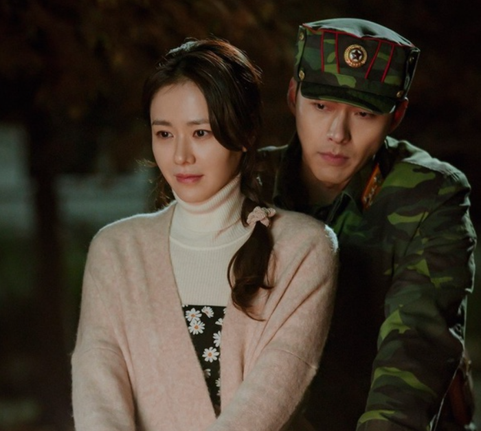 Hạ cánh nơi anh vẫn luôn là lựa chọn 'quốc dân' mỗi dịp cuối năm