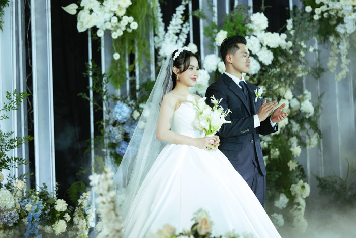 Cặp đôi tổ chức đám cưới vào tháng 11/2024. 